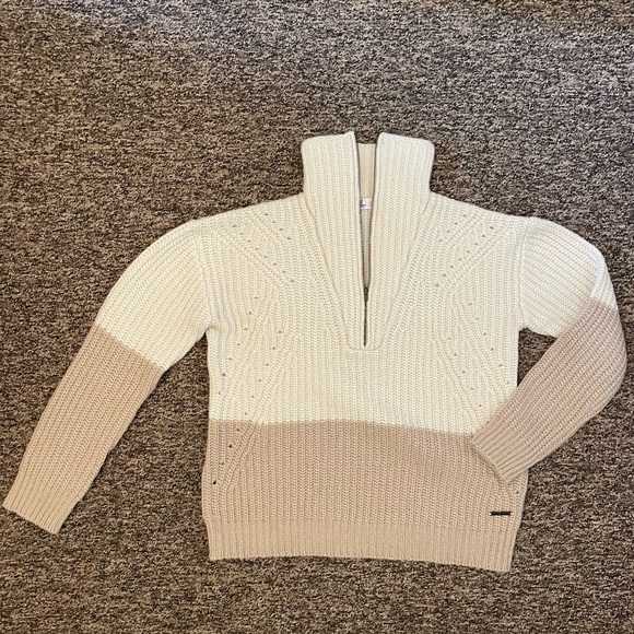 NWOT Brookline Quarter Zip Sweater 🍂 - Picture 6 of 10
